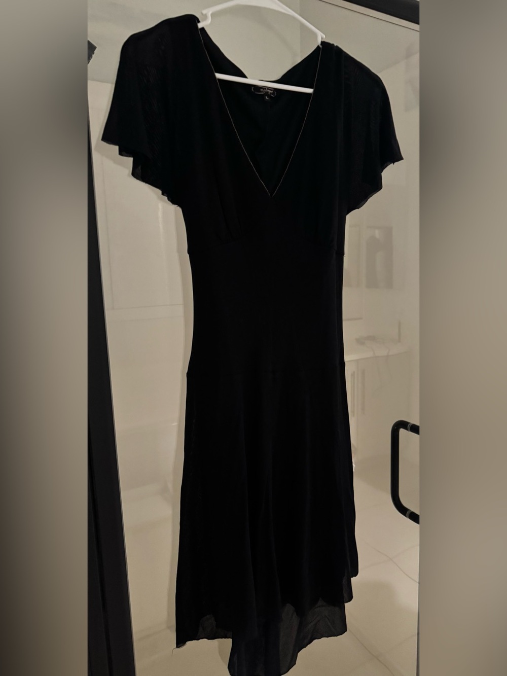 Women/Junior Black V-Neck Flutter Sleeve Dress - Size Large-Medium